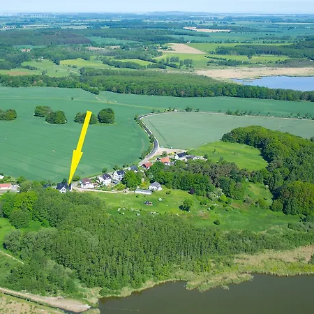 Am Boddenufer *